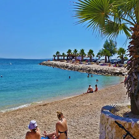 Πανσιόν Varos