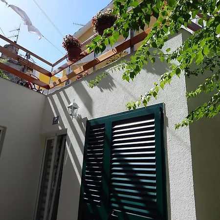 Varos Πανσιόν 3*