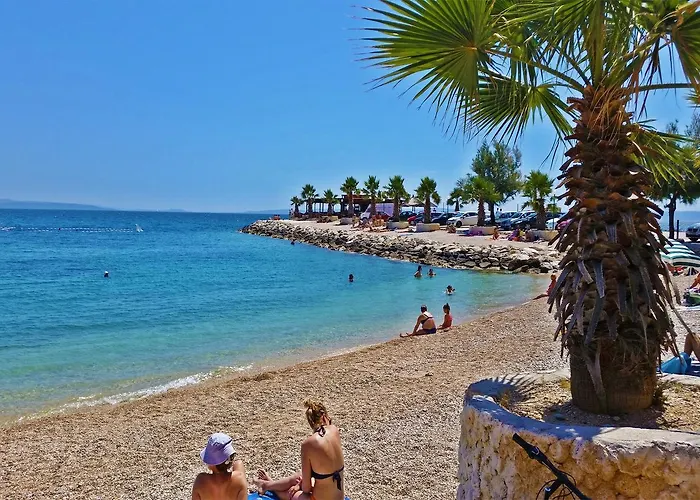 Πανσιόν Varos